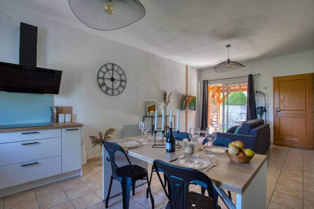 Sarlat - 24 - L'Appartement D'Euphe Avec Piscine Zewnętrze zdjęcie